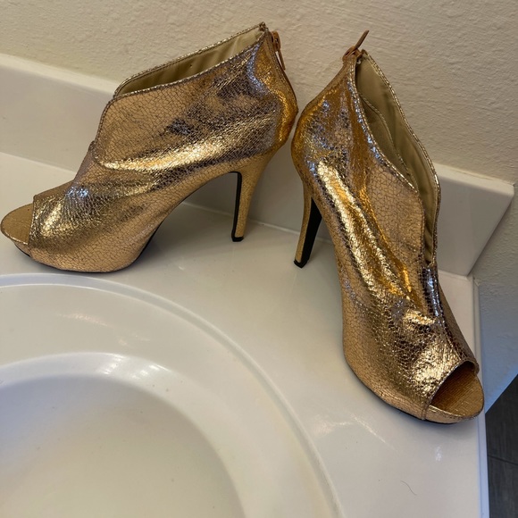 Rose gold heels - Picture 3 of 10